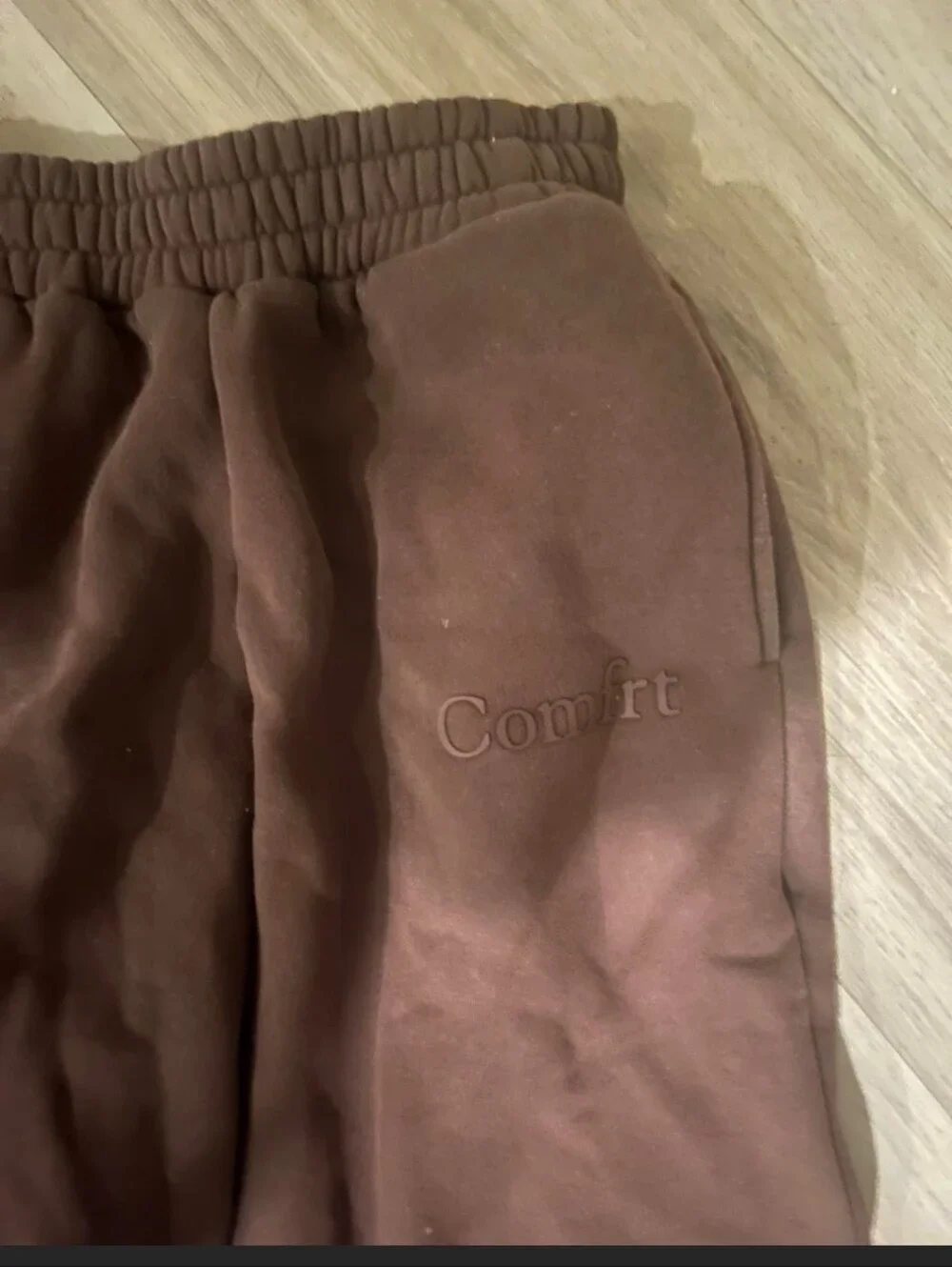 Brown Comfrt Set - Picture 3 of 3